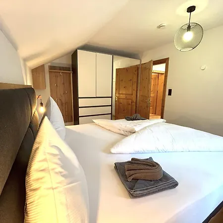 Sonnenstein Soelden, Close To Lift & Centre